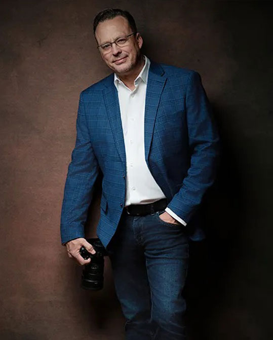 Home 52 Professional Men’s Headshots